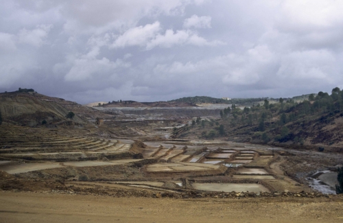 Paisaje Minero de Riotinto. Minas de Riotinto. Autora: Dugo Cobacho, Isabel. Fondo Gráfico IAPH