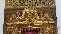Detalle de alteraciones en uno de los retablos