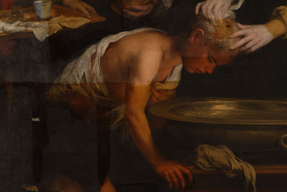 Detalle de la primera fase del proceso de limpieza de la obra “Santa Isabel de Hungría curando a los tiñosos” 