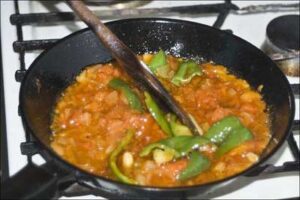 Elaboración de gurullos con conejo