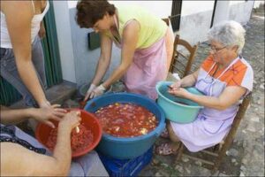 Elaboración del «bollo vuelto»