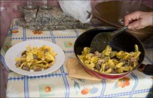 Elaboración de chivo frito