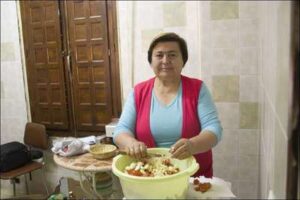 Elaboración del guiso de alcachofas